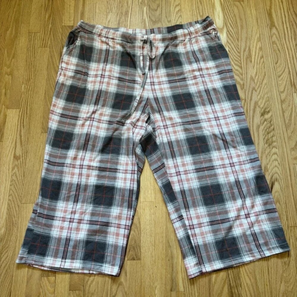 La Vie En Rose Cozy Plaid Capri Pajama Pants With Pockets